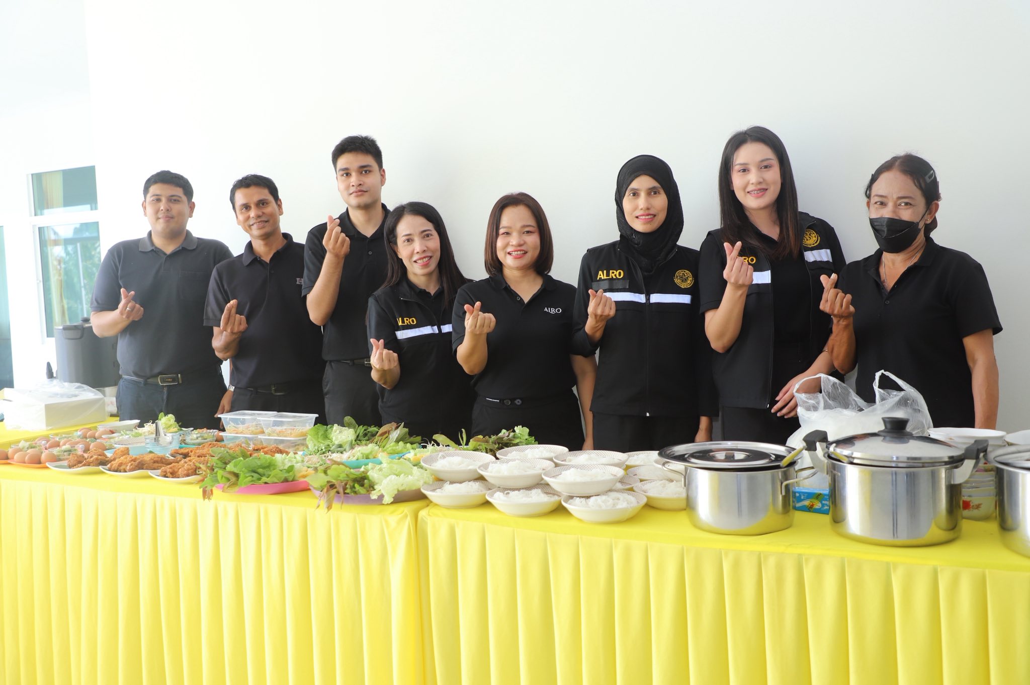 title - รมช.เกษตรฯ มอบโฉนดเพื่อการเกษตร โฉนดต้นไม้ ยกระดับที่ดินทำกินในกระบี่ หนุนเกษตรกรเข้าถึงแหล่งทุน